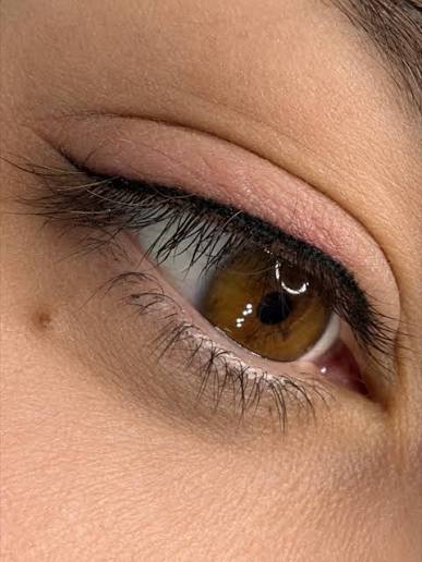 Dettaglio Eye Liner e infracigliare dal portfolio Irene Luna, fotografia 4